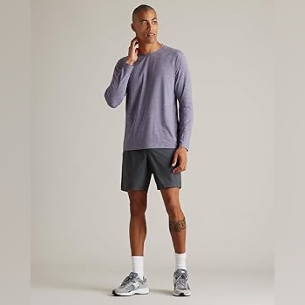 RHONE Reign crew Performance long sleeve top